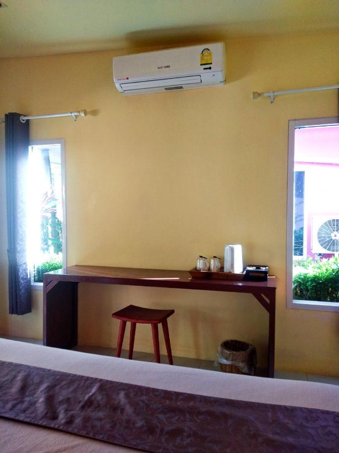 Suwantana Lanta Houses Ko Lanta 外观 照片