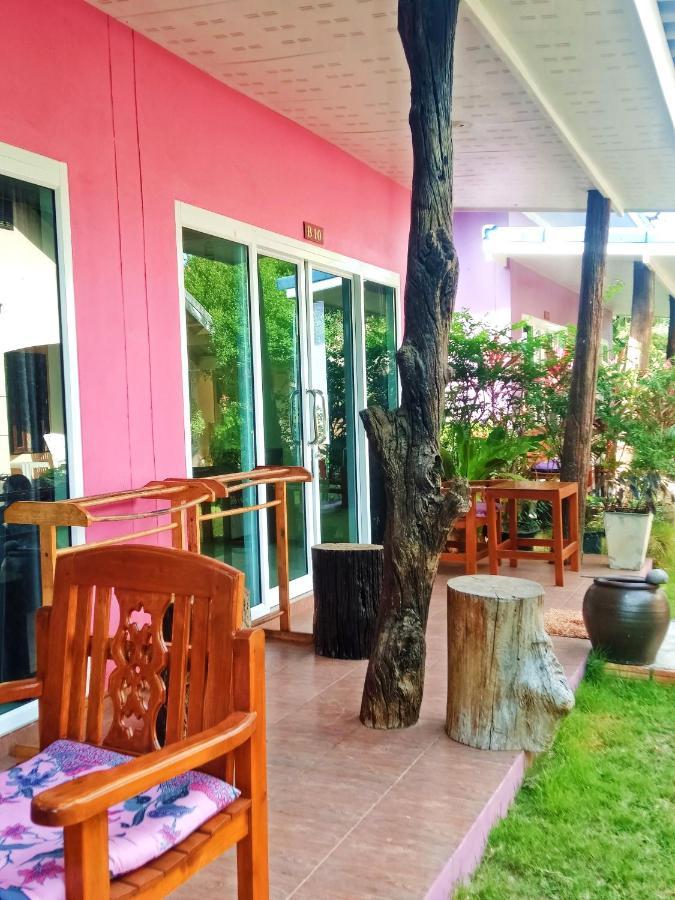 Suwantana Lanta Houses Ko Lanta 外观 照片